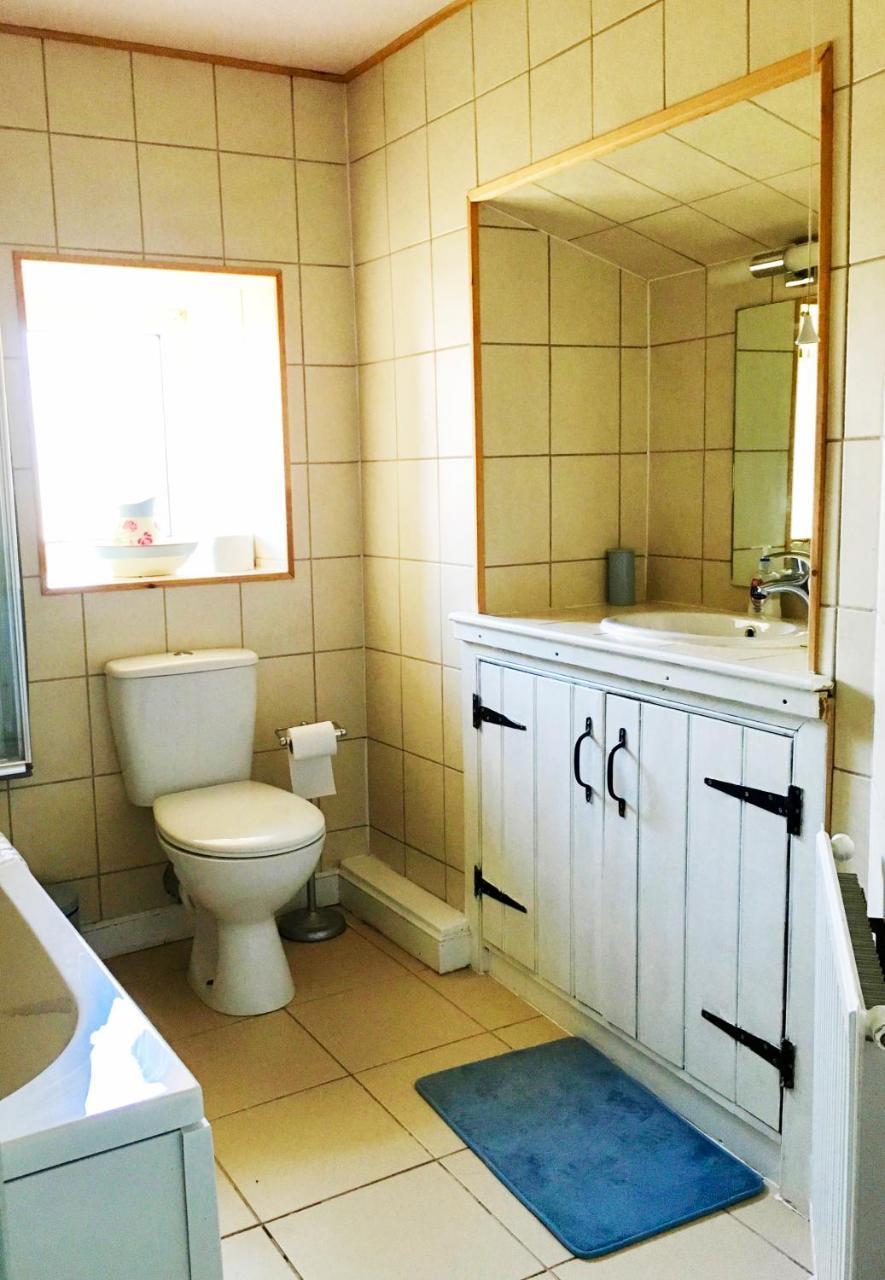 Hillside Bed And Breakfast Кредитън Екстериор снимка